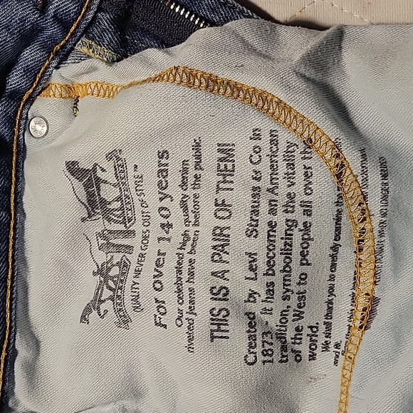 Levi's - Men's Blue Jeans - Picture 8 of 9